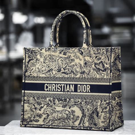 canvas dior tote bag